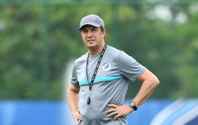 星空体育app下载-何塞默认足协杯被淘汰的命运：次回合锻炼年轻球员