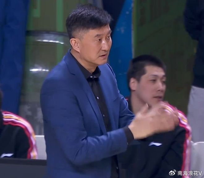 星空体育平台-宏远速递！杨毅曝杜锋提前续约，徐昕迎国家队首秀，王少杰或留队|朱芳雨|北京|北控|男篮|广东宏远_新浪新闻